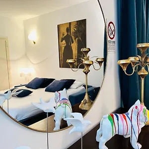  Appartamento Comecasa Duomo - San Babila Lovely Italia